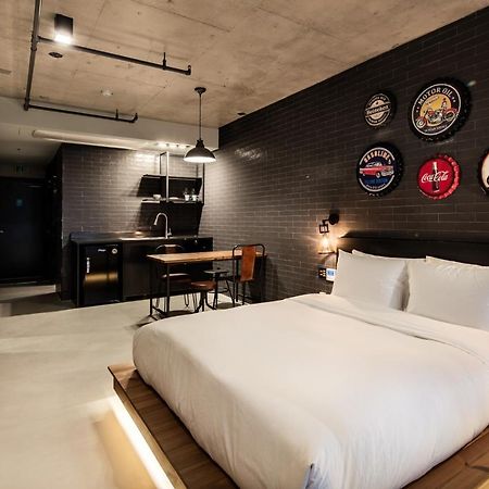 Snob Boutique Stay Seogwipo Exterior photo
