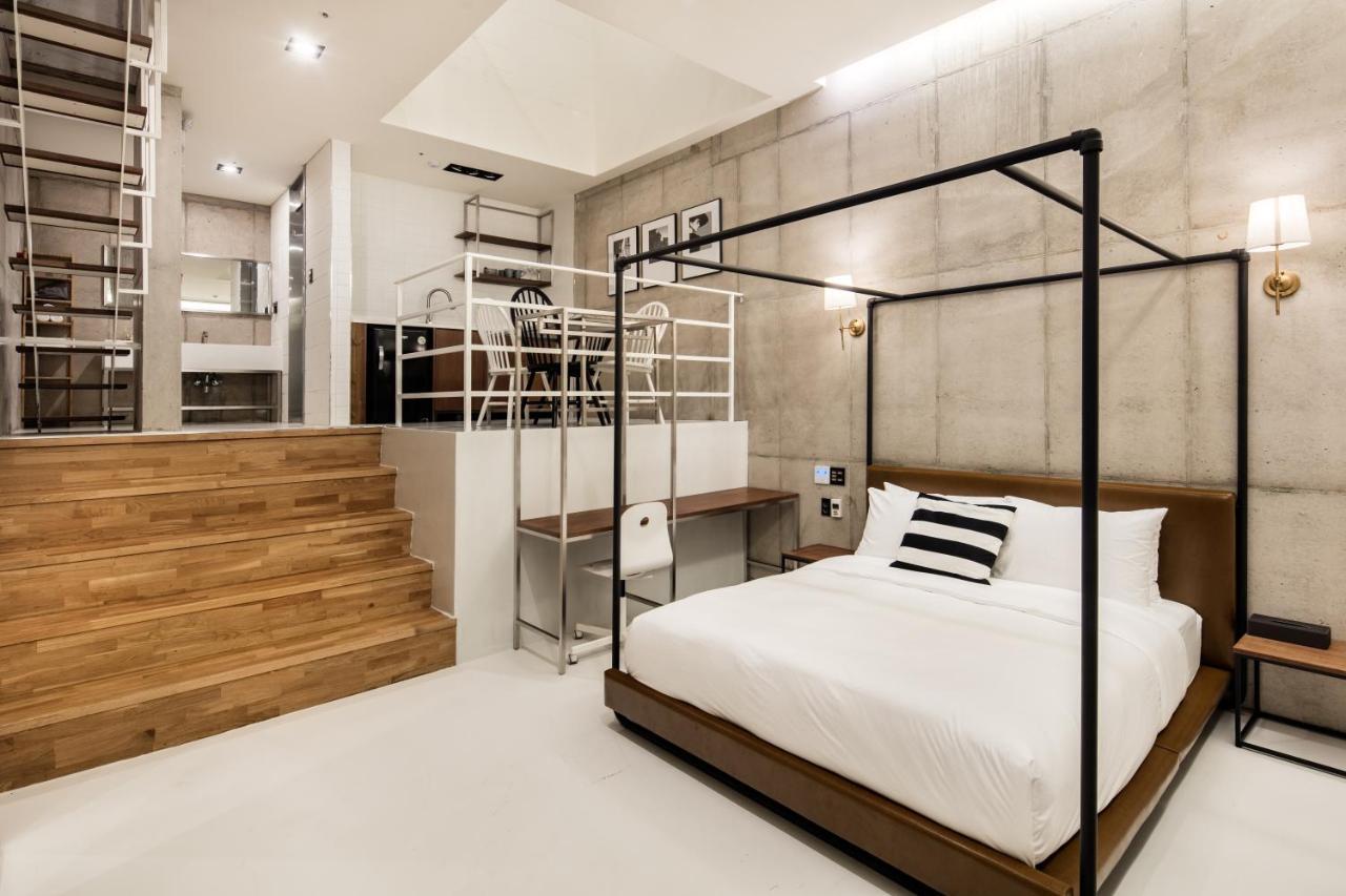 Snob Boutique Stay Seogwipo Exterior photo
